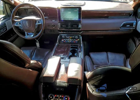 2018 Lincoln Navigator L Black Label z USA, uszkodzony, nr VIN 5LMJJ3TT2JEL15291